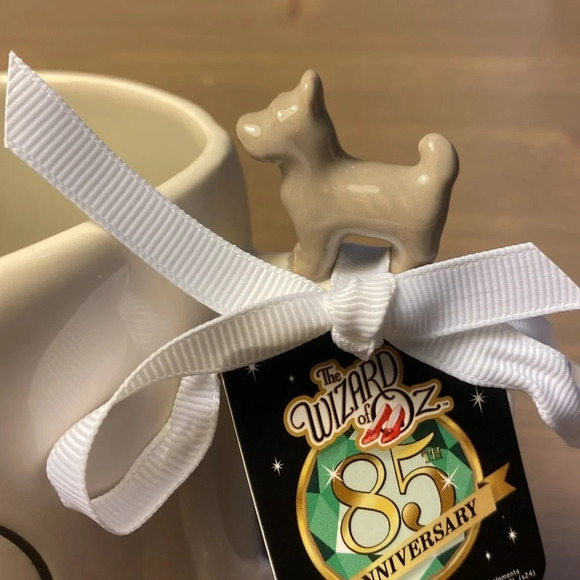 Rae Dunn Wizard of Oz 85th Anniversary Toto mug - Picture 5 of 5
